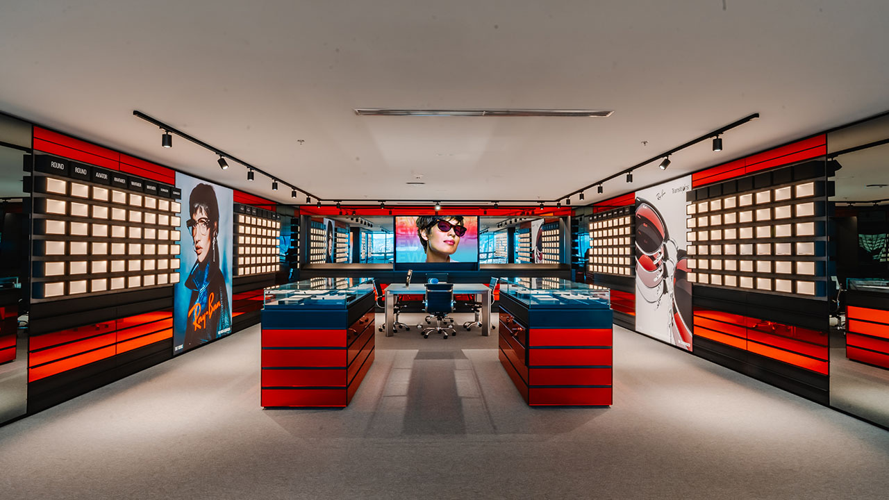 EssilorLuxxotica Showroom